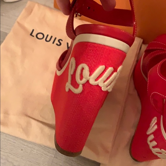 Louis Vuitton heels - Picture 2 of 7
